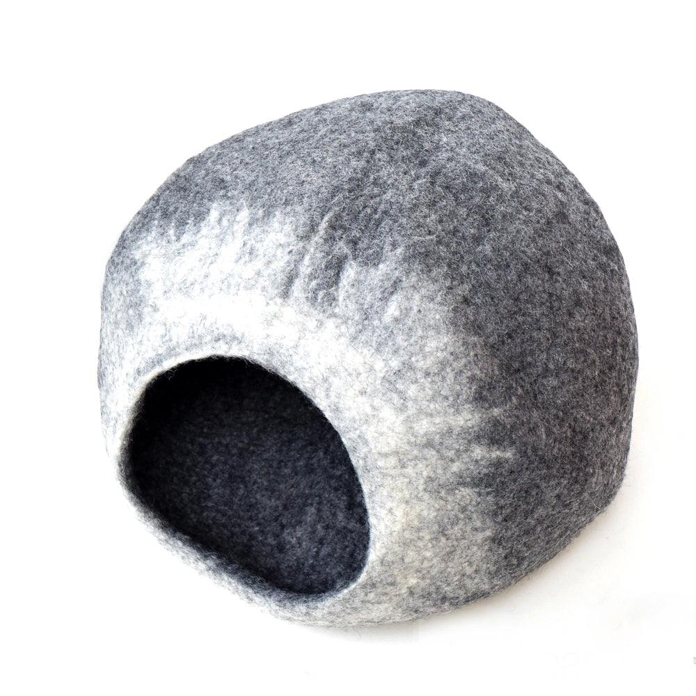 Cat Cave - White Grey Ombre Cocoon
